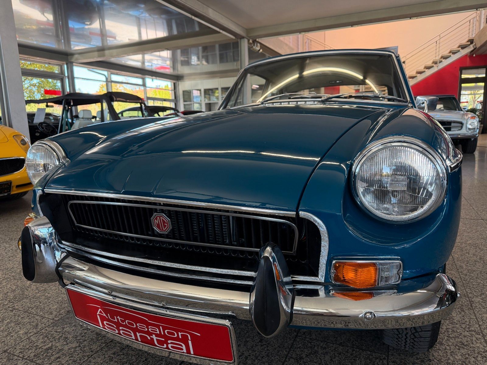 MG MGB GT 1.8 - Chrommodell - restauriert