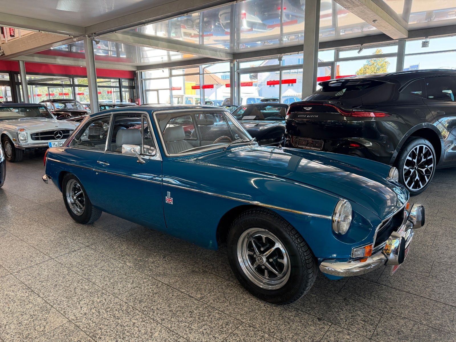 MG MGB GT 1.8 - Chrommodell - restauriert