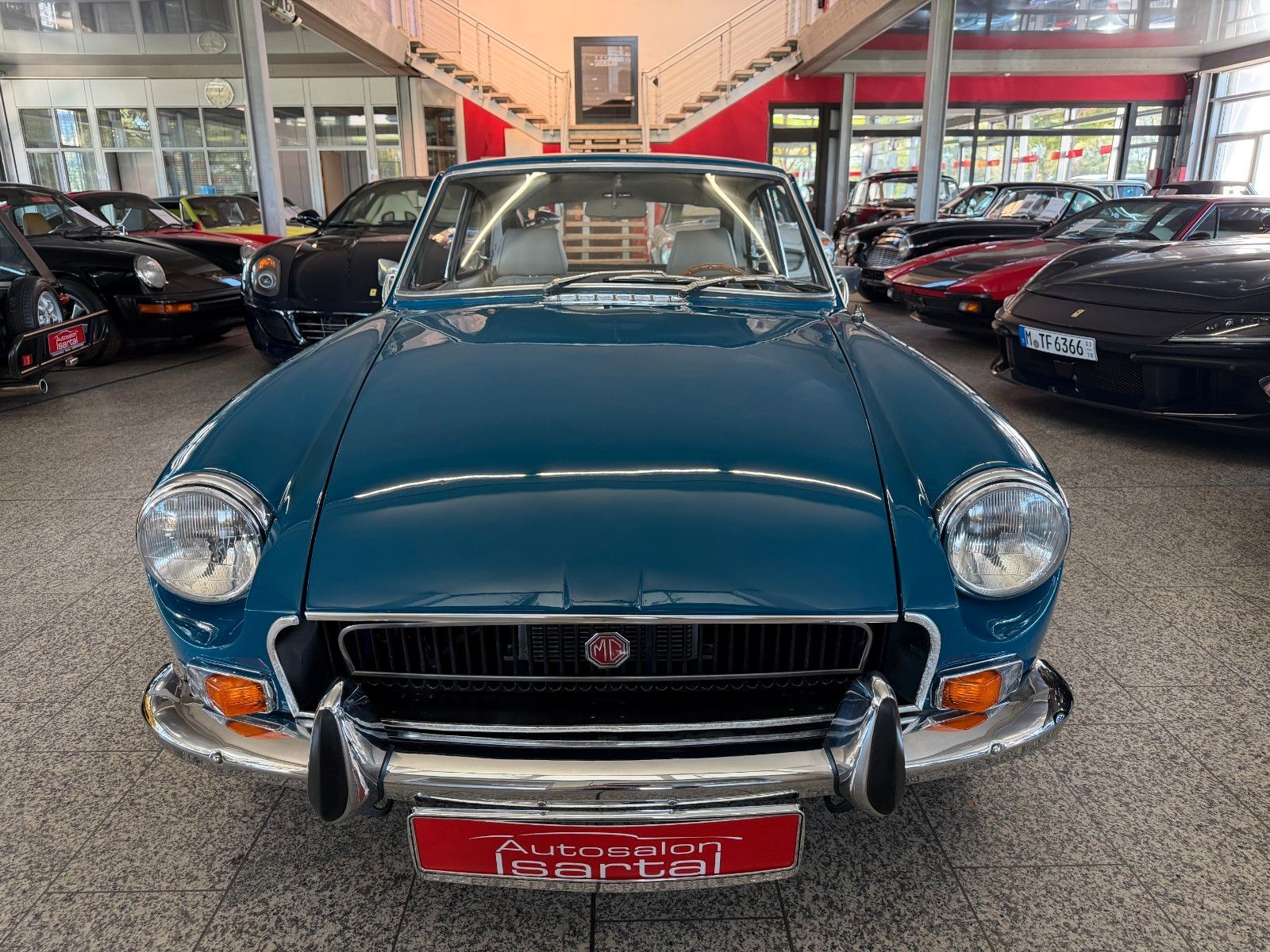 MG MGB GT 1.8 - Chrommodell - restauriert