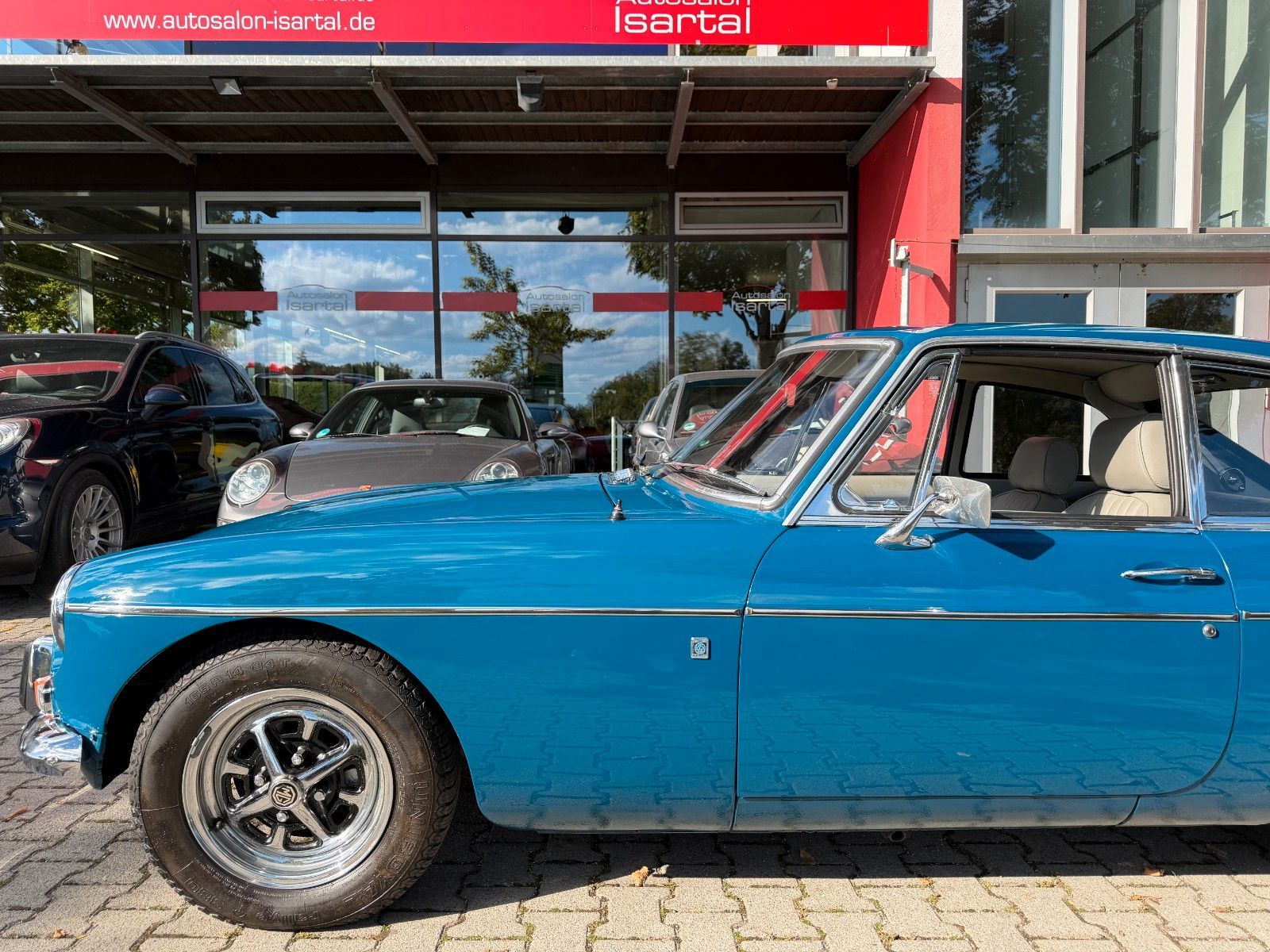 MG MGB GT 1.8 - Chrommodell - restauriert