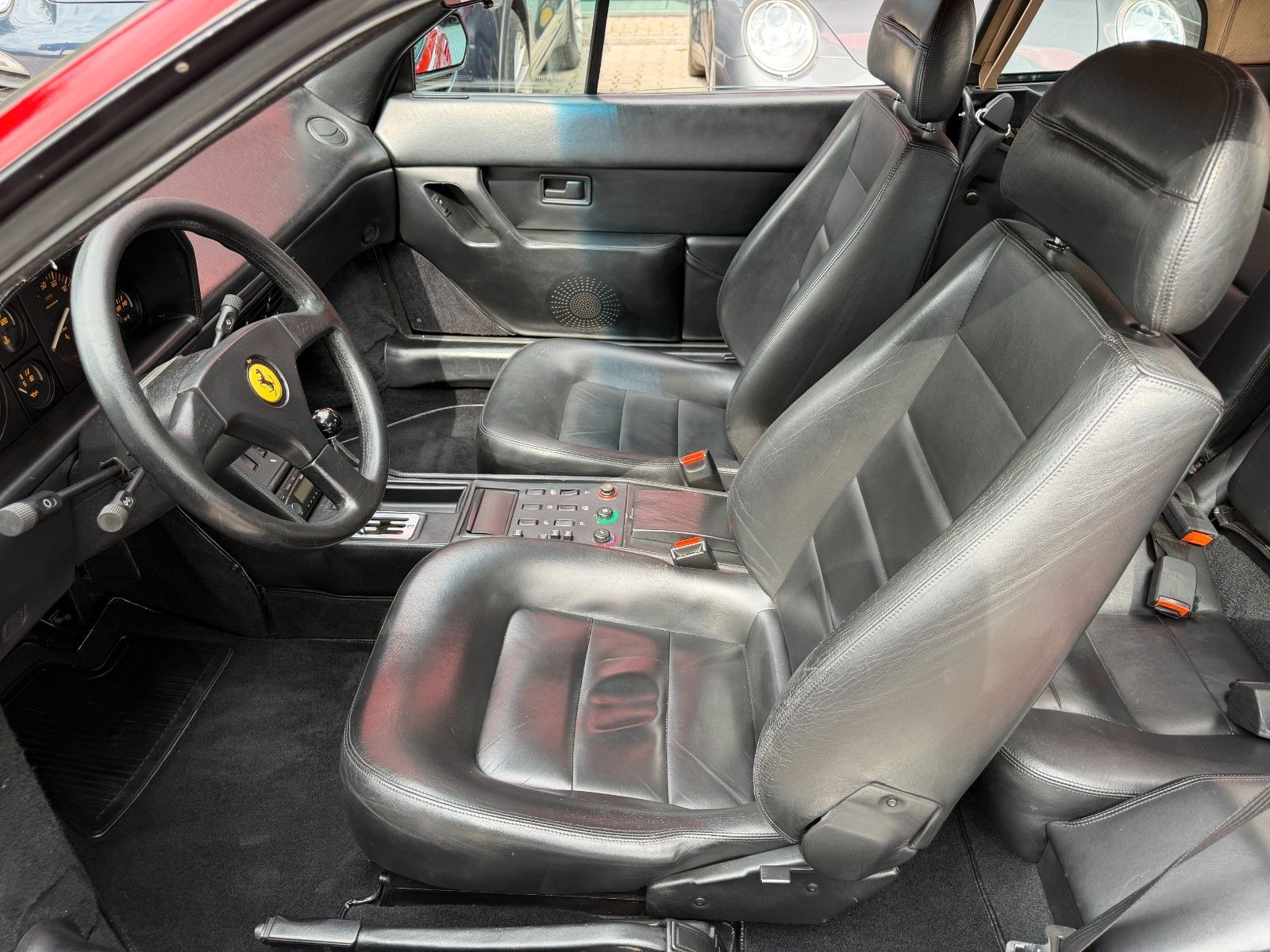 FERRARI Mondial T Cabriolet