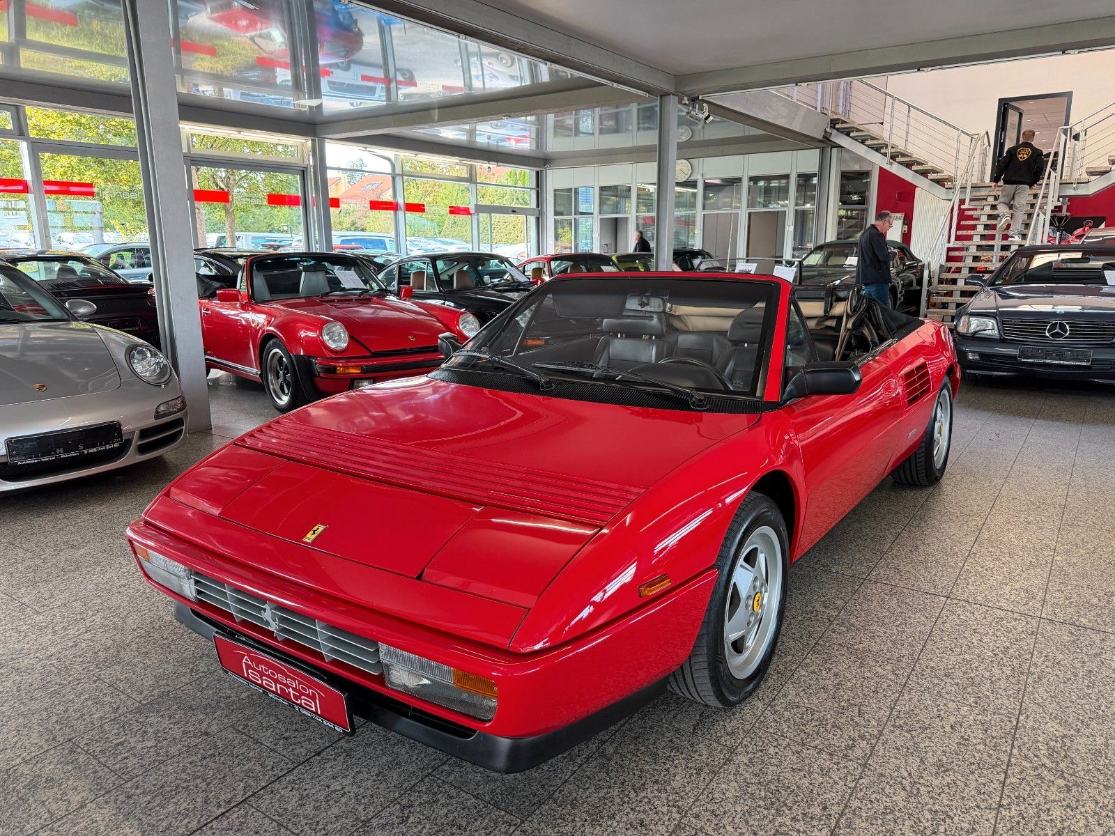 FERRARI Mondial T Cabriolet