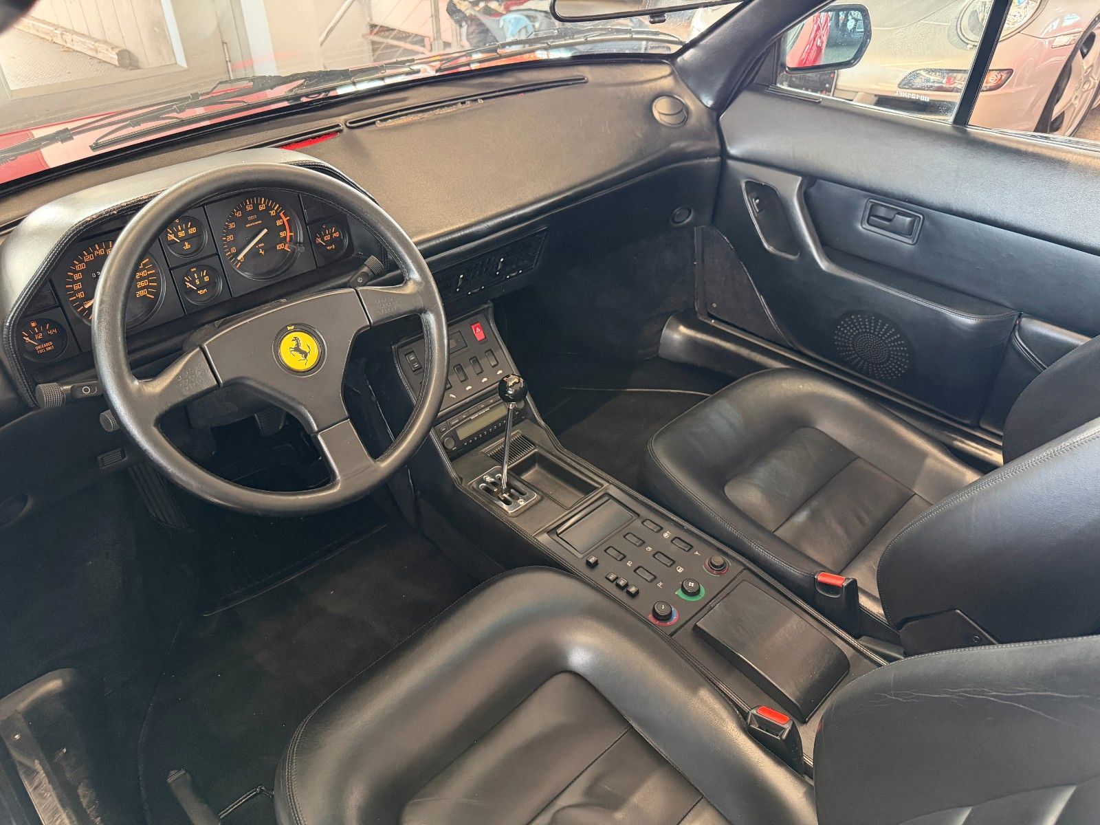 FERRARI Mondial T Cabriolet