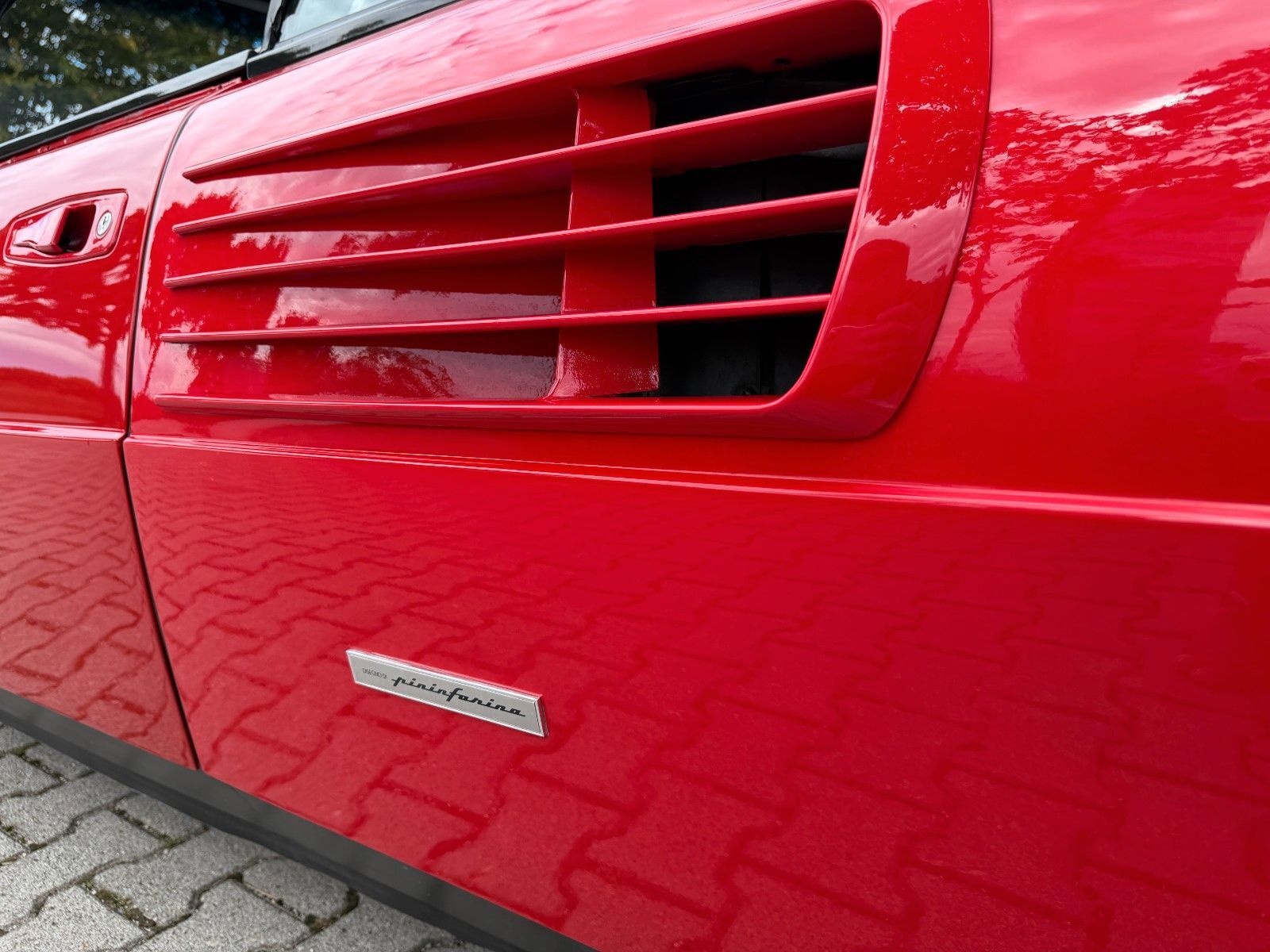 FERRARI Mondial T Cabriolet