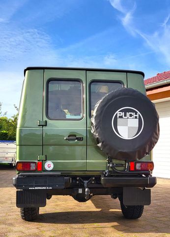 MERCEDES-BENZ G 300 300GD"Zypressengrün"1 von 372 Stück!