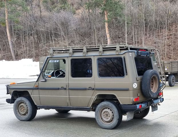 MERCEDES-BENZ G 290 290GD turbo"orig. 52.000 km" 1.Hand!