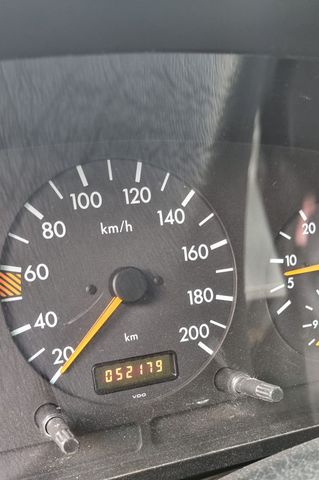 MERCEDES-BENZ G 290 290GD turbo"orig. 52.000 km" 1.Hand!