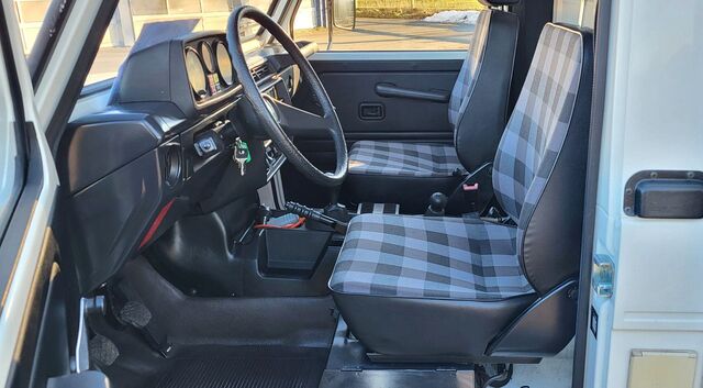 MERCEDES-BENZ G 290 290GD "original 2.925 km!" 1.Hd Schweiz!