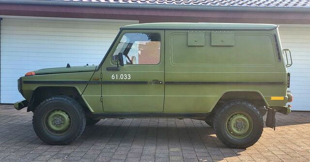 MERCEDES-BENZ G 240