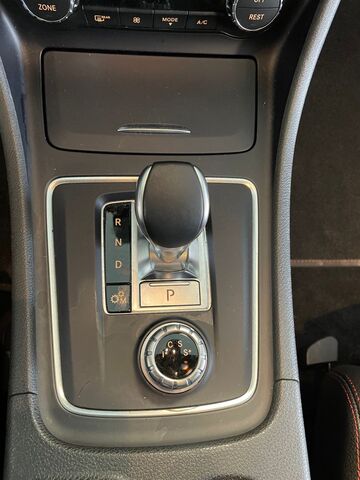 MERCEDES-BENZ CLA 45 AMG SB/Perf. Abgas/Pano/Keyless/Night-P. Ansicht 10 für Fahrzeugdetailseite