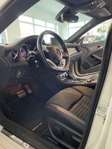 MERCEDES-BENZ CLA 45 AMG SB/Perf. Abgas/Pano/Keyless/Night-P. Ansicht 9 für Fahrzeugdetailseite