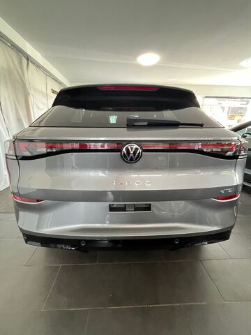 VW T-Roc 1.5 eTSI 110 kW R-Line Ansicht 4 für Fahrzeugdetailseite