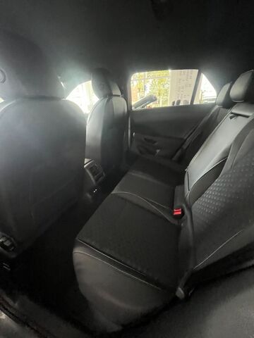 VW T-Roc 1.5 eTSI 110 kW R-Line Ansicht 8 für Fahrzeugdetailseite