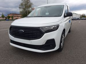 FORD Transit Connect EcoBlue Trend L2 Trennwand AHK