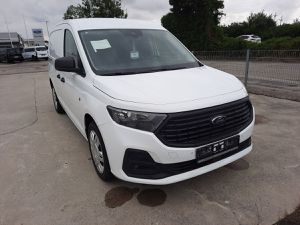 FORD Transit Connect EcoBlue Trend L2 Trennwand AHK
