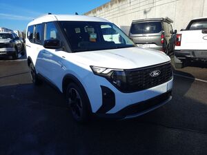 FORD Tourneo Courier 1.0 EcoBoost Active Winter-Paket