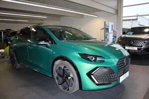 RENAULT Clio VI 160 E-Tech Full Hybrid Techno