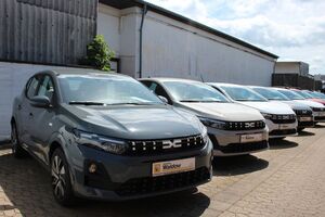 DACIA Sandero Expression TCe 100