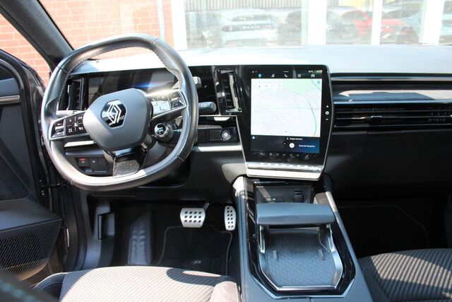 RENAULT Espace VI Esprit Alpine E-Tech Hybrid 200 Ansicht 5 für Fahrzeugdetailseite