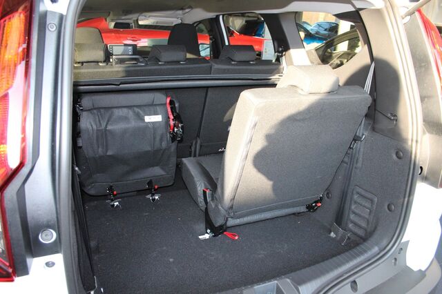 DACIA Jogger Expression Hybrid 140 7-Sitzer Ansicht 9 für Fahrzeugdetailseite