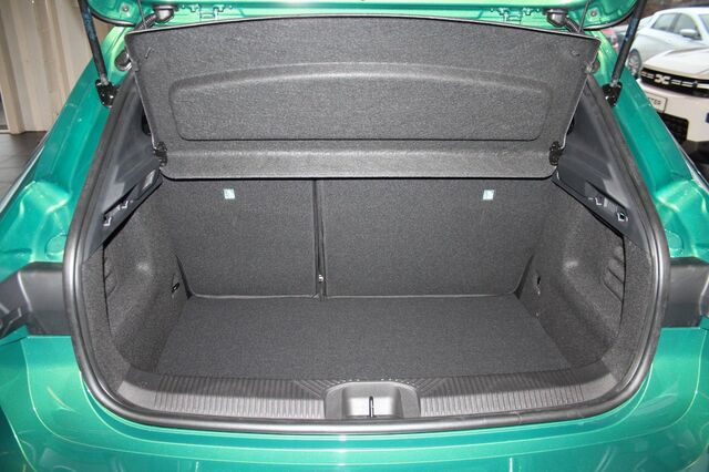 RENAULT Clio VI 160 E-Tech Full Hybrid Techno Ansicht 12 für Fahrzeugdetailseite
