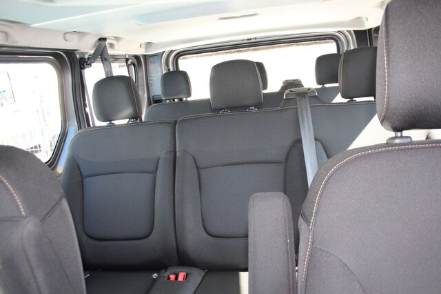 RENAULT Trafic Combi L1H1 2,7t  Expression Ansicht 7 für Fahrzeugdetailseite