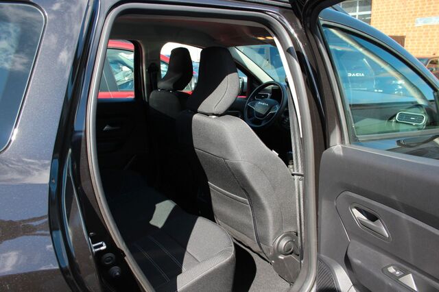 DACIA Duster II Expression Eco-G Ansicht 12 für Fahrzeugdetailseite