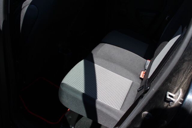 RENAULT Twingo Life Ansicht 7 für Fahrzeugdetailseite