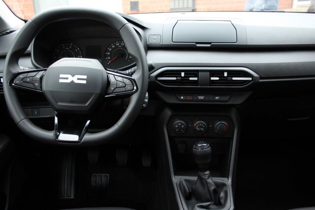 DACIA Sandero Essential SCe 65 Ansicht 5 für Fahrzeugdetailseite