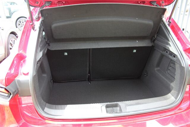 RENAULT Clio VI 115 TCe Techno Ansicht 5 für Fahrzeugdetailseite