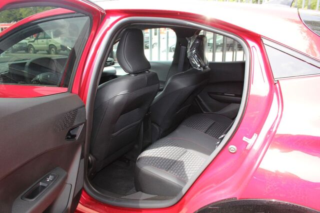 RENAULT Clio VI 115 TCe Techno Ansicht 6 für Fahrzeugdetailseite
