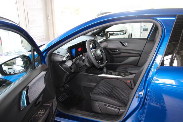 RENAULT Clio VI 115 TCe Techno Ansicht 7 für Fahrzeugdetailseite
