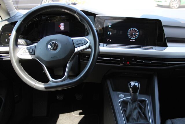 VW Golf VIII Lim. Life Ansicht 6 für Fahrzeugdetailseite