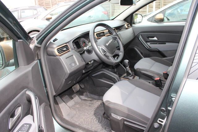 DACIA Duster Extreme TCe 150 EDC Ansicht 8 für Fahrzeugdetailseite