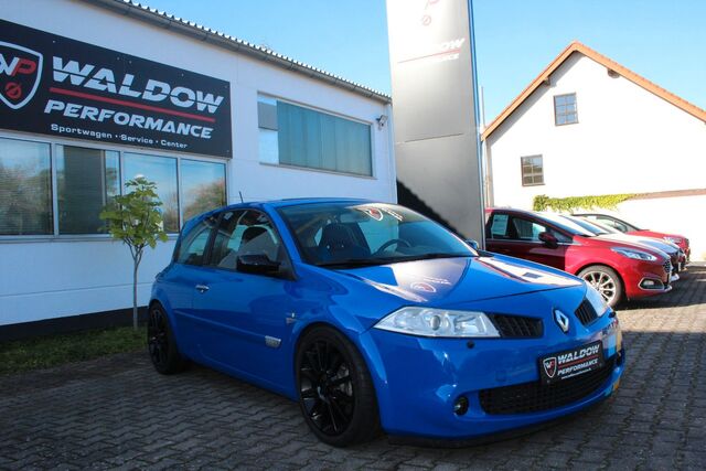 RENAULT Megane Sport 2.0 16V F1 Team Ansicht 1 für Fahrzeugdetailseite