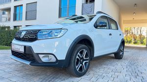 DACIA Sandero II Stepway Celebration, NAVI, LED, KLIMA