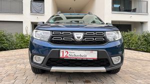 DACIA Sandero II Stepway Celebration, NAVI, LED, KLIMA