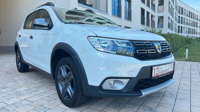 DACIA Sandero II Stepway Celebration, Navi, LED, Klima
