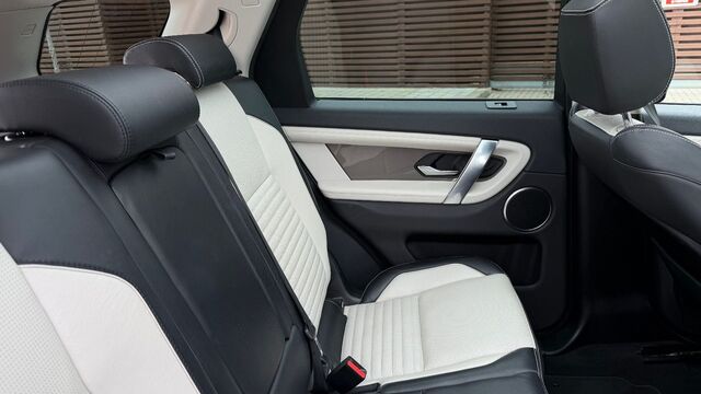 LAND ROVER Discovery Sport R-Dynamic AWD Ansicht 43 für Fahrzeugdetailseite