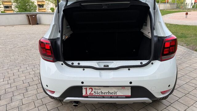 DACIA Sandero II Stepway Celebration Ansicht 18 für Fahrzeugdetailseite