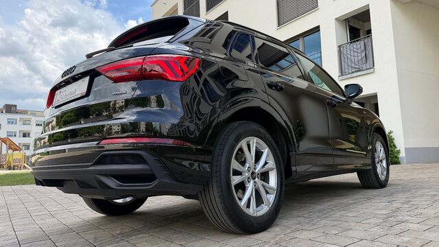 AUDI Q3 35 TDI quattro 2x S line, Schiebedach, AHK Ansicht 20 für Fahrzeugdetailseite
