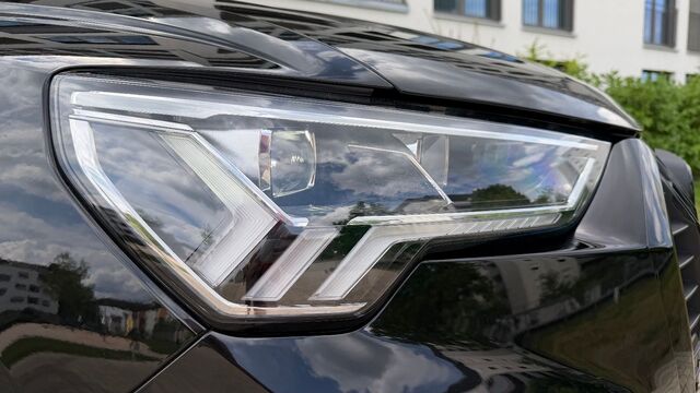 AUDI Q3 35 TDI quattro 2x S line, Schiebedach, AHK Ansicht 30 für Fahrzeugdetailseite