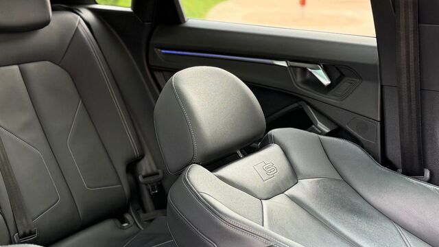 AUDI Q3 35 TDI quattro 2x S line, Schiebedach, AHK Ansicht 34 für Fahrzeugdetailseite