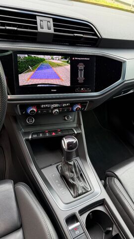 AUDI Q3 35 TDI quattro 2x S line, Schiebedach, AHK Ansicht 36 für Fahrzeugdetailseite