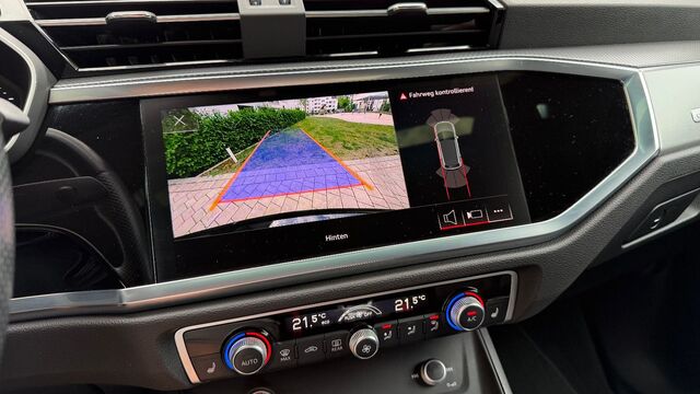 AUDI Q3 35 TDI quattro 2x S line, Schiebedach, AHK Ansicht 39 für Fahrzeugdetailseite