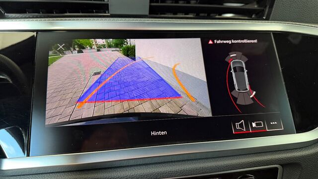 AUDI Q3 35 TDI quattro 2x S line, Schiebedach, AHK Ansicht 44 für Fahrzeugdetailseite