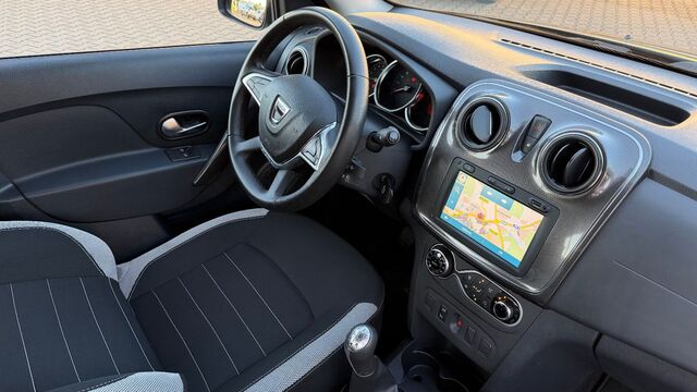DACIA Sandero II Stepway Prestige Ansicht 30 für Fahrzeugdetailseite
