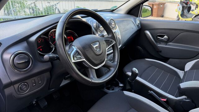 DACIA Sandero II Stepway Prestige Ansicht 8 für Fahrzeugdetailseite