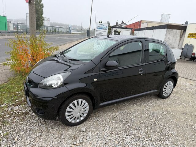 TOYOTA Aygo