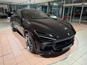 FERRARI Purosangue V12